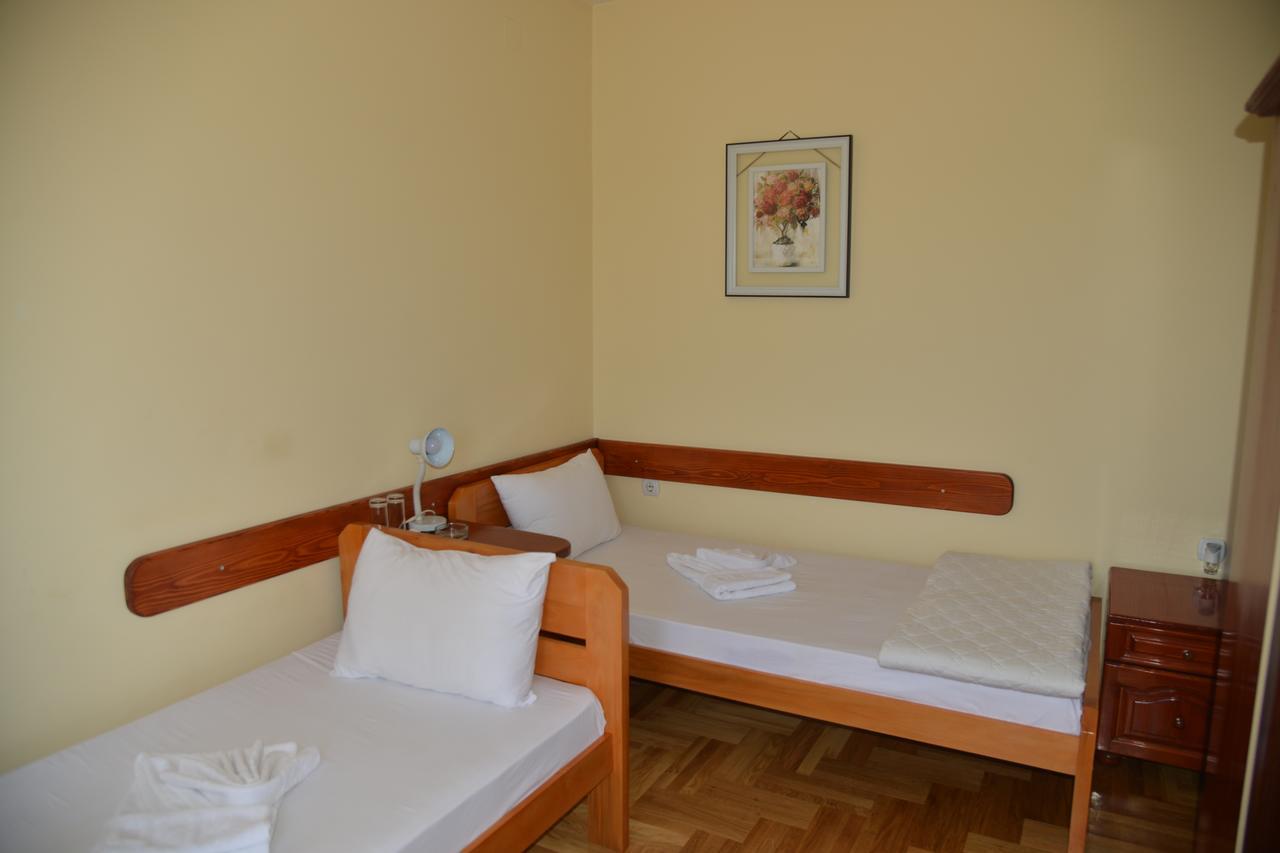 קומאנובו Hotel Bella Donna מראה חיצוני תמונה