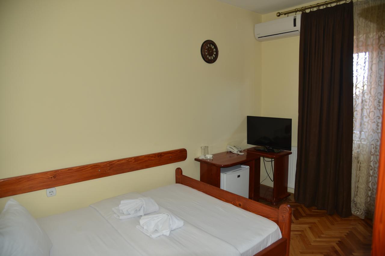 קומאנובו Hotel Bella Donna מראה חיצוני תמונה