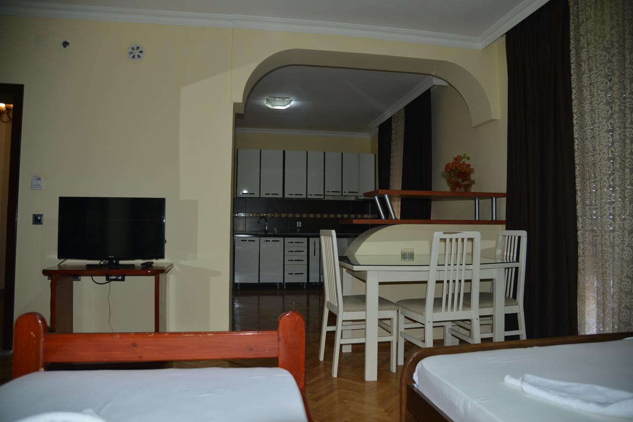 קומאנובו Hotel Bella Donna מראה חיצוני תמונה