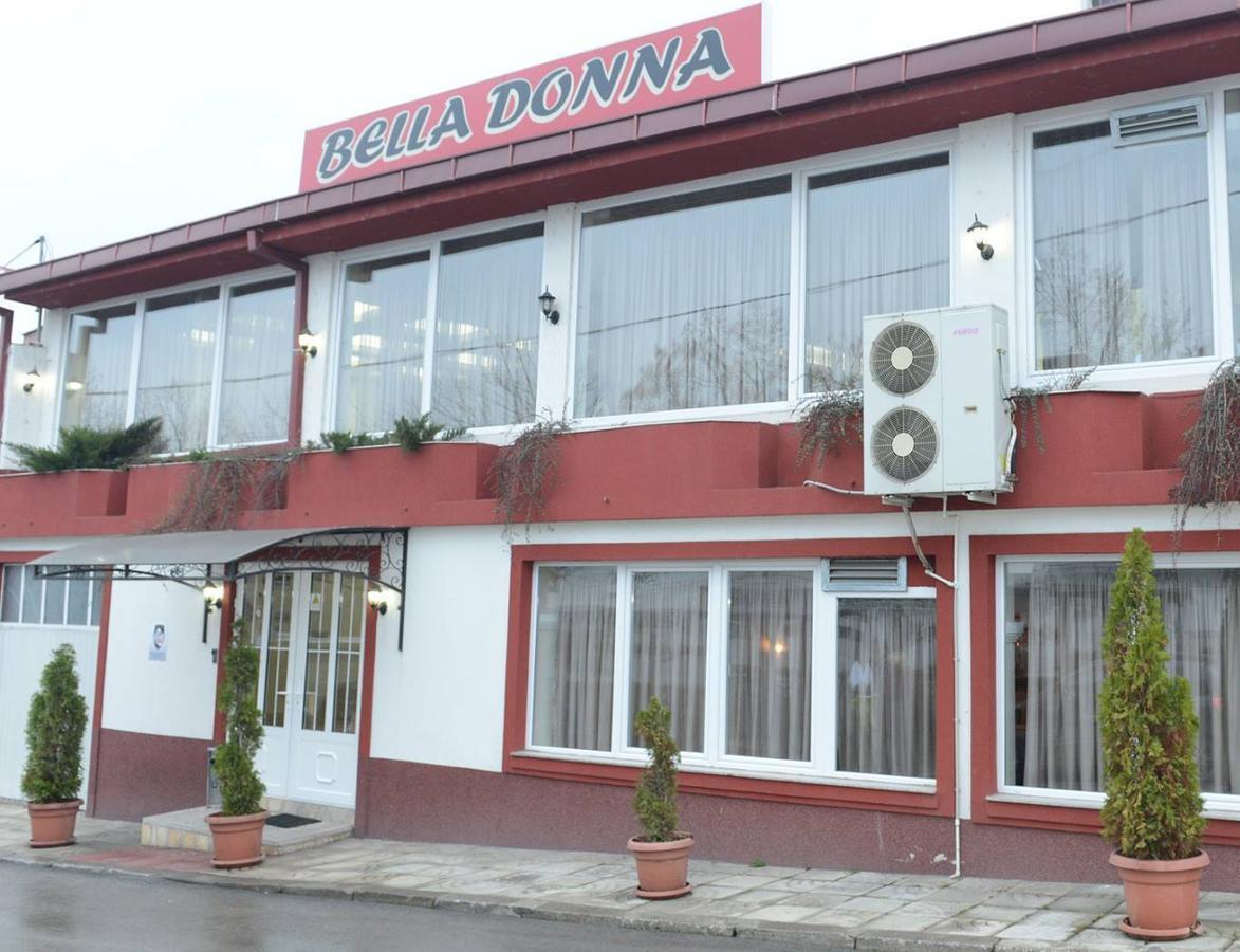 קומאנובו Hotel Bella Donna מראה חיצוני תמונה