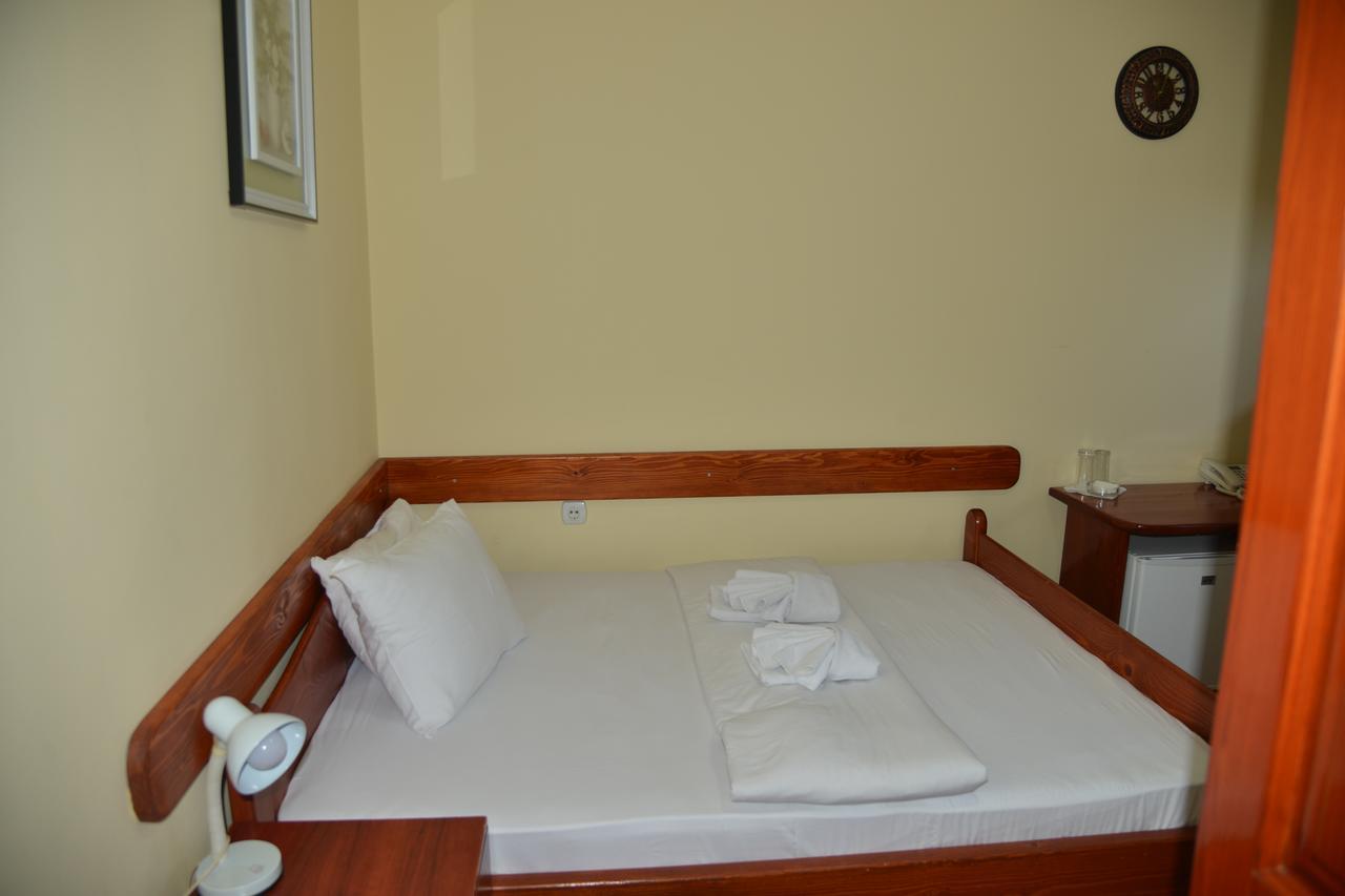 קומאנובו Hotel Bella Donna מראה חיצוני תמונה