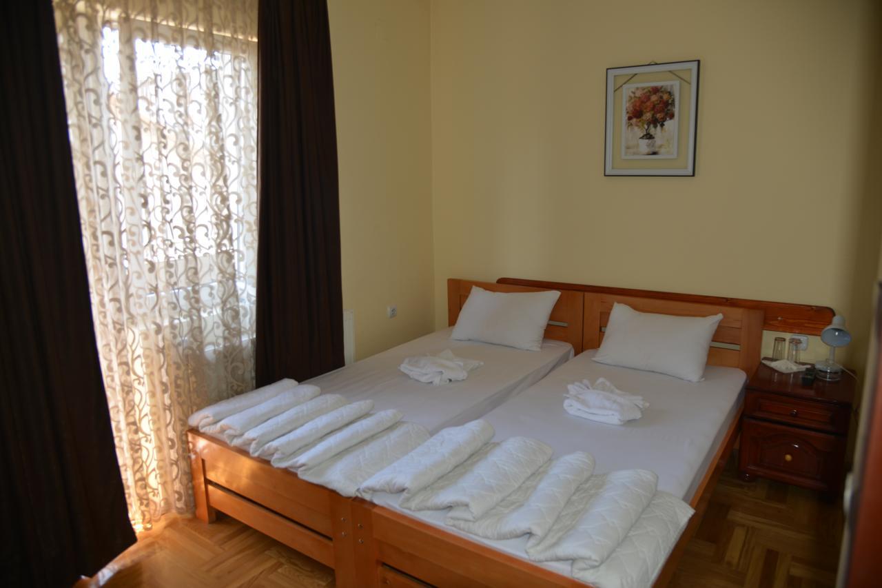 קומאנובו Hotel Bella Donna מראה חיצוני תמונה